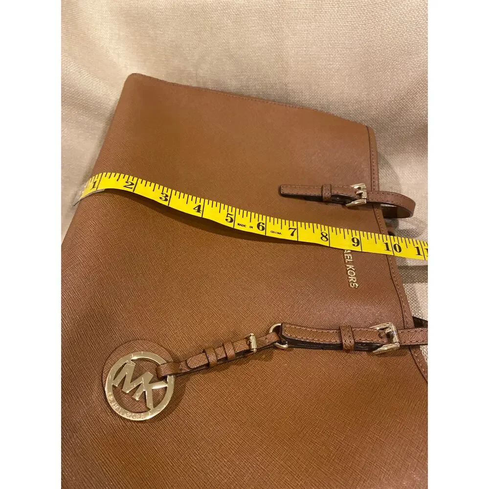 Michael Kors leather purse - Picture 15 of 16